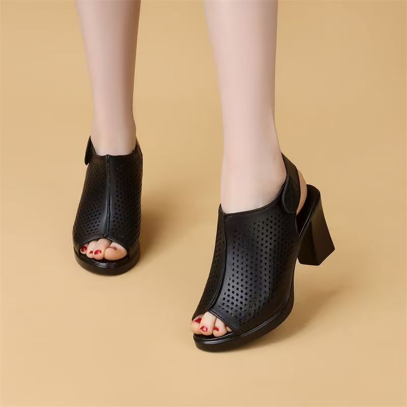 Women Big Size High Heel Peep  - Velcro Strap Sandal 评论和价格