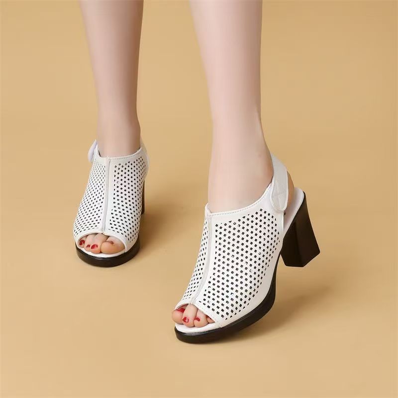 Women Big Size High Heel Peep  - Velcro Strap Sandal 评论和价格